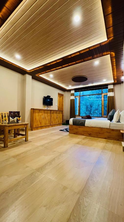 Sana Luxury Cottage, Manali Екстериор снимка