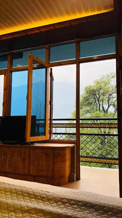 Sana Luxury Cottage, Manali Екстериор снимка