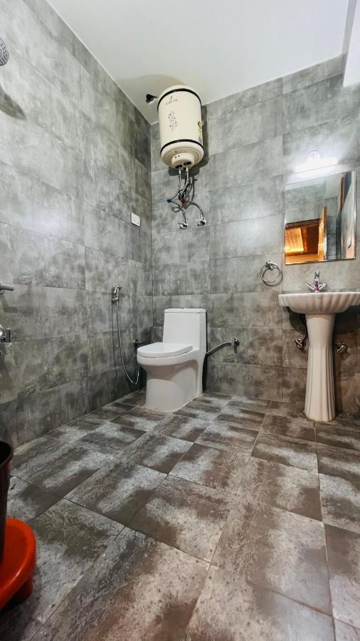 Sana Luxury Cottage, Manali Екстериор снимка