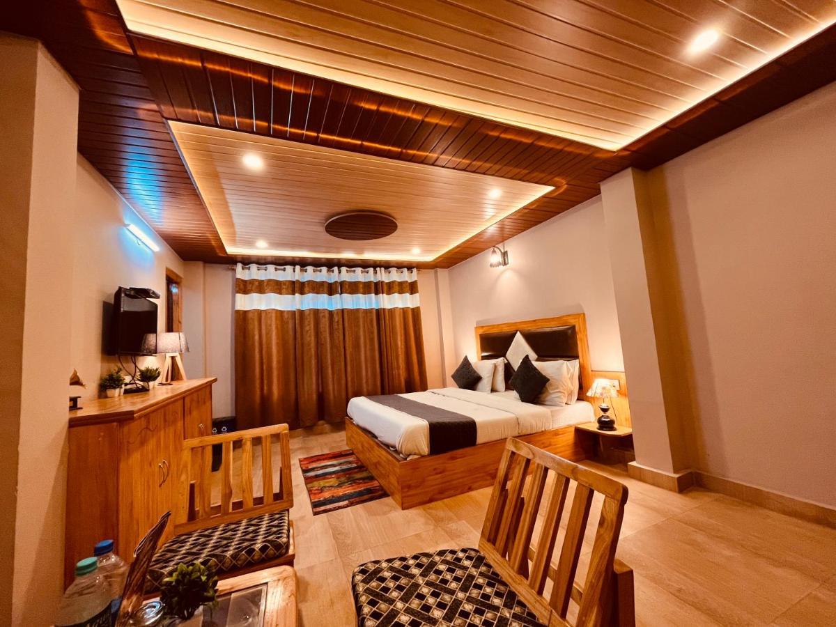 Sana Luxury Cottage, Manali Екстериор снимка