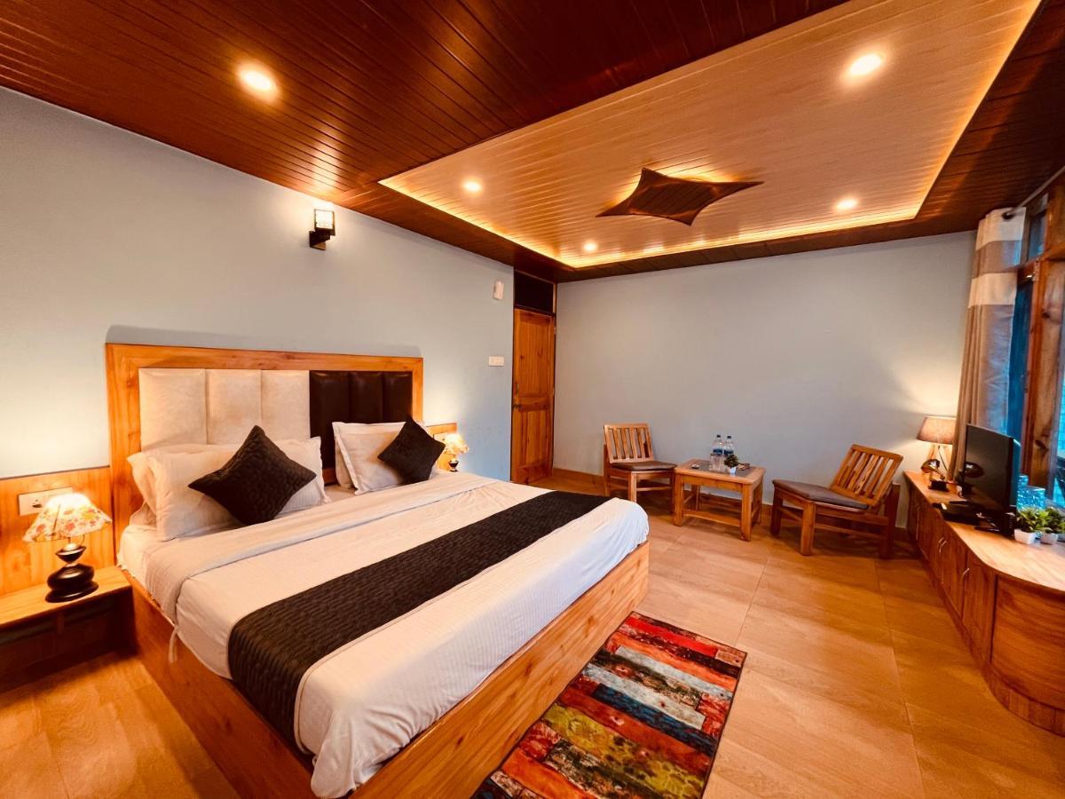Sana Luxury Cottage, Manali Екстериор снимка